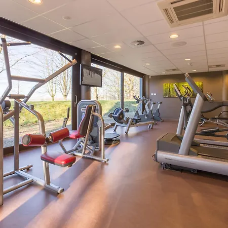 Fletcher Wellness-hotel Stadspark 4*