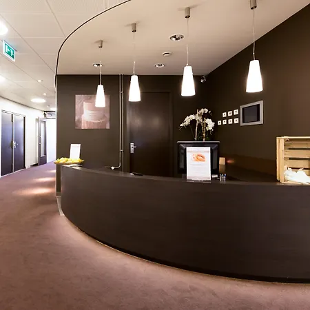 Fletcher Wellness-hotel Stadspark 4*