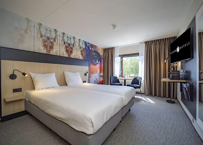 Fletcher Wellness-hotel Stadspark 4*