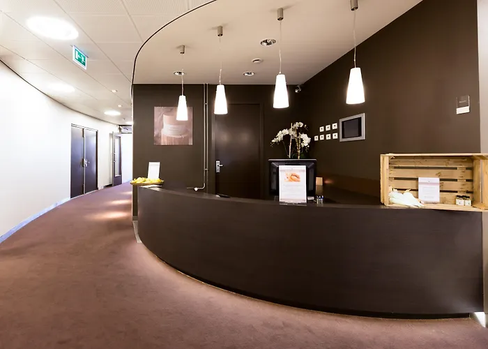 Fletcher Wellness-hotel Stadspark 4*