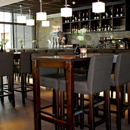 Fletcher Wellness-hotel Stadspark 4*