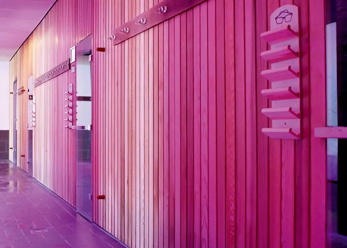 Fletcher Wellness-hotel Stadspark 4*